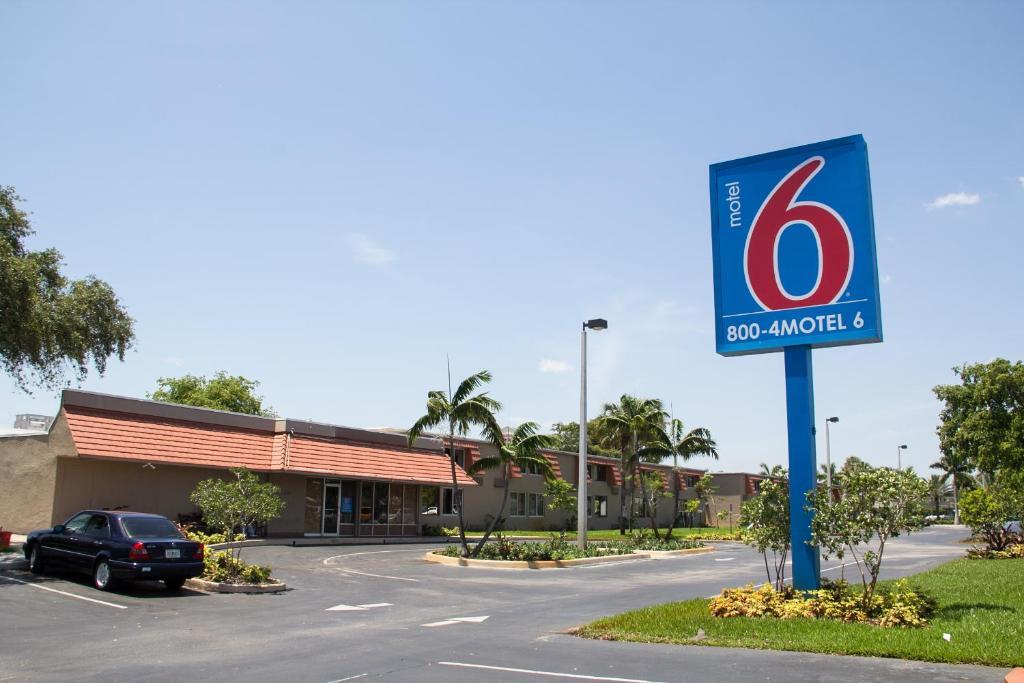 Motel 6-Miami, Fl Doral Exterior foto